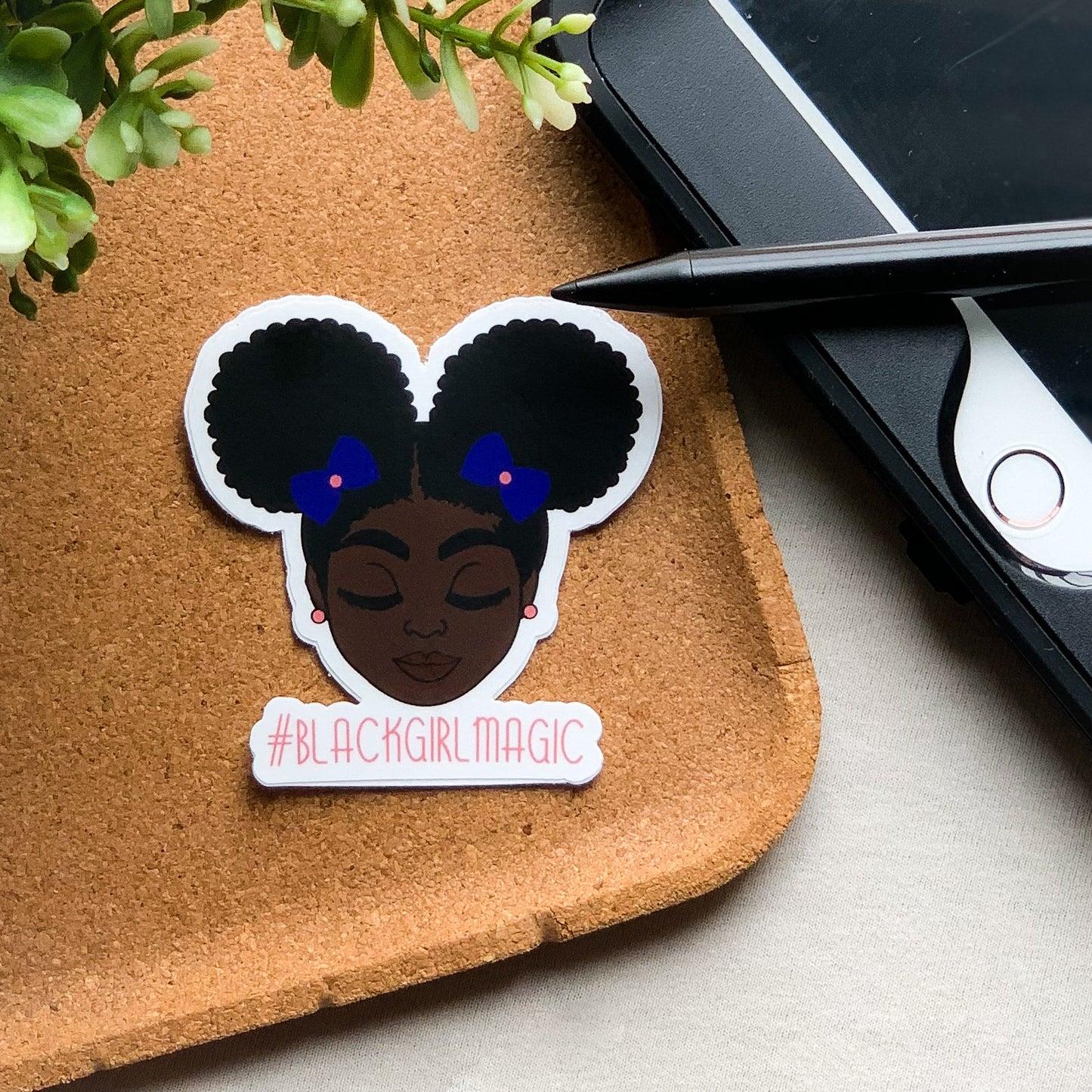 Sticker|  Schwarzes Mädchen mit 2 Afrohairpuff Blackgirlmagic 65 x 67 mm