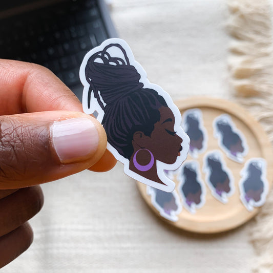 Sticker| Schwarzes Mädchen mit Dreadlocs 53 x 32 mm
